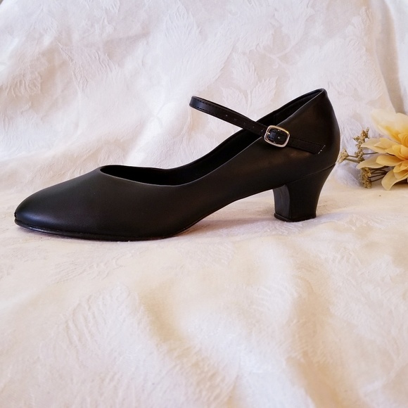Shoes - Mary Janes- low heel